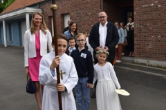 14-mai-2023-1eres-communions-St-Vaast_08-Copy