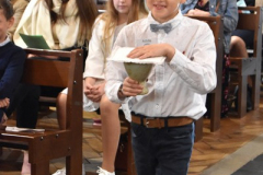 14-mai-2023-1eres-communions-St-Vaast_66-Copy