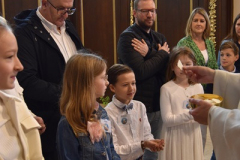 14-mai-2023-1eres-communions-St-Vaast_71-Copy