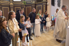 14-mai-2023-1eres-communions-St-Vaast_75-Copy