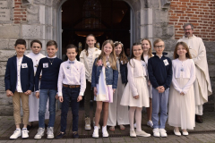 14-mai-2023-1eres-communions-St-Vaast_82-Copy